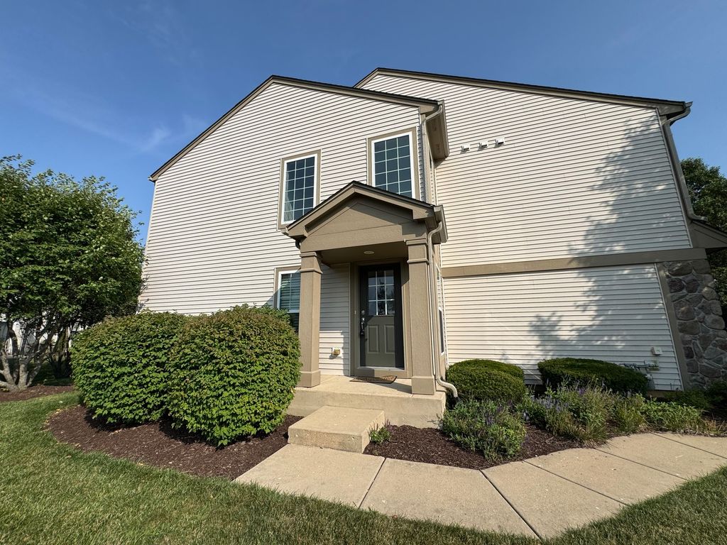 1399 Crimson Lane A, Yorkville, IL 60560