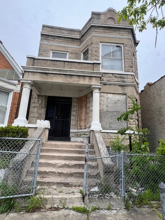 4004 W Van Buren Street, Chicago, IL 60624