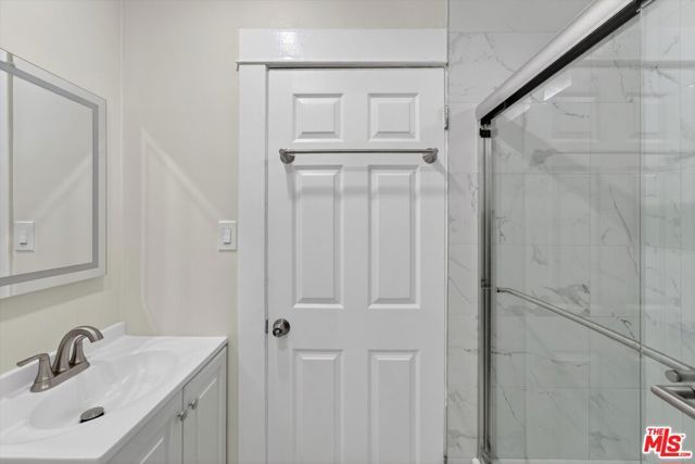 5008 S Wilton Place, Los Angeles, CA 90062