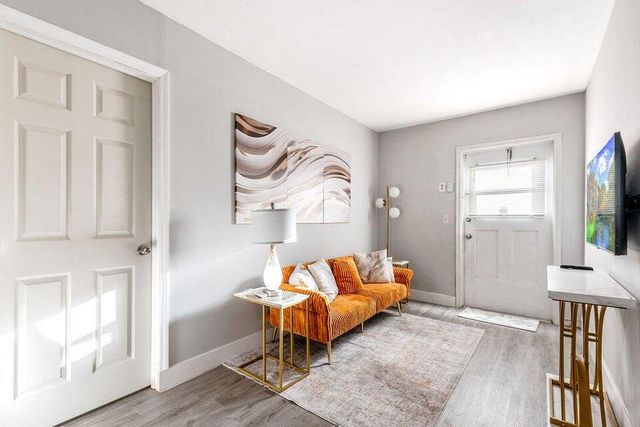 1826 Sherman Street 15, Hollywood, FL 33020