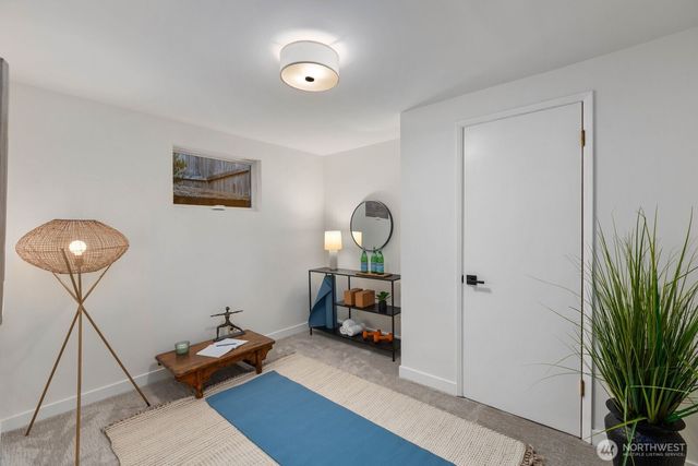 803 W Etruria Street, Seattle, WA 98119