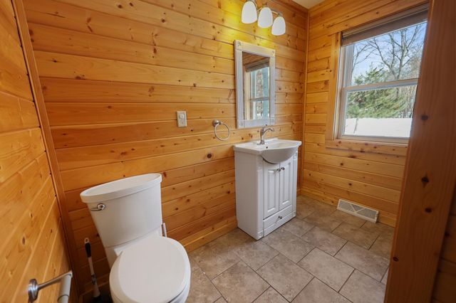 19060 Love Lake Road, Brainerd, MN 56401