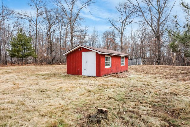 19060 Love Lake Road, Brainerd, MN 56401