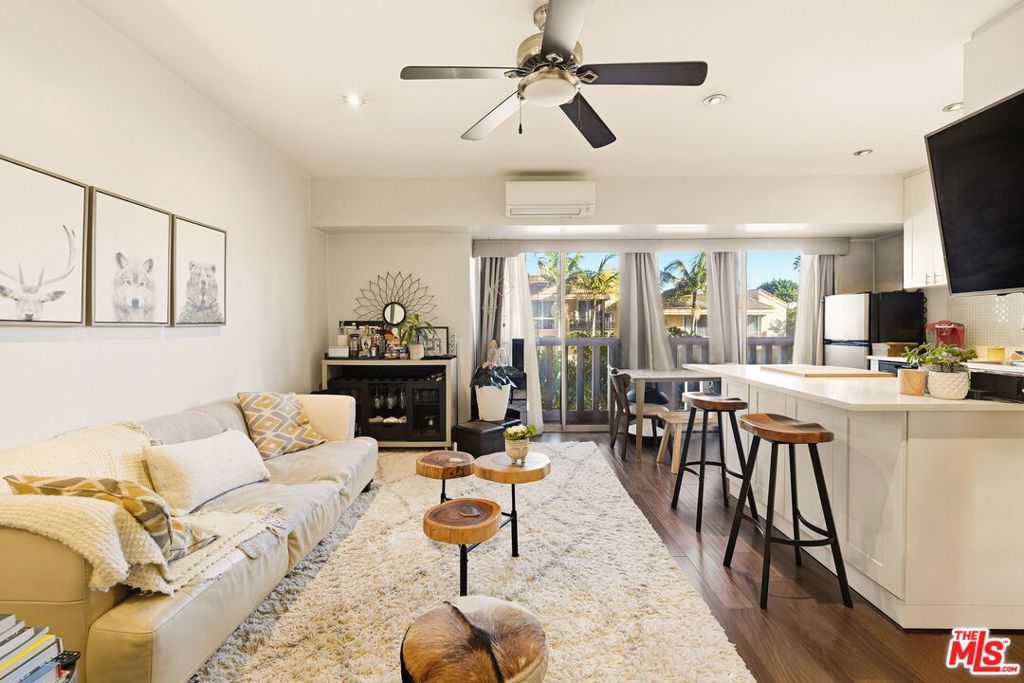 999 N Doheny Drive 104, West Hollywood, CA 90069 — exterior