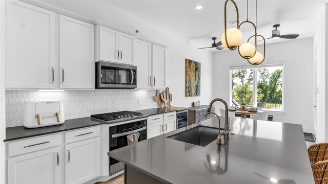 10302 Horseshoe Lake Trail, Conroe, TX 77384