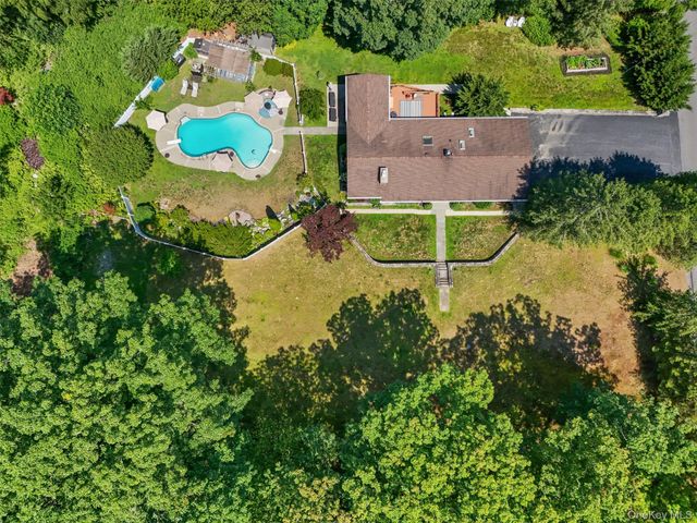 1 Annarock Drive, Somers, NY 10589