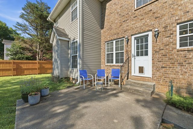 3085 Schoolside St, Murfreesboro, TN 37128