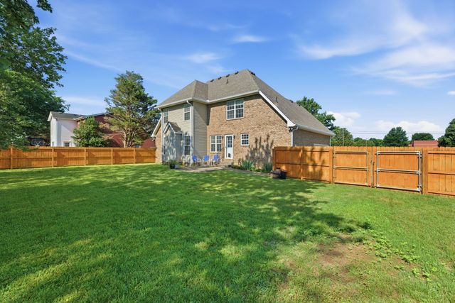 3085 Schoolside St, Murfreesboro, TN 37128