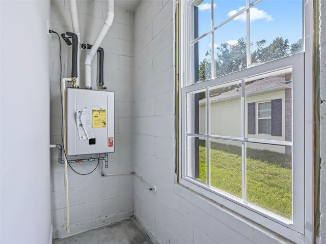 1238 TURTLE ISLAND ROAD, Lady Lake, FL 32159