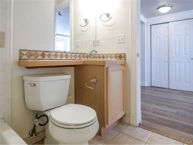 1750 Gaylord St H, Denver, CO 80206