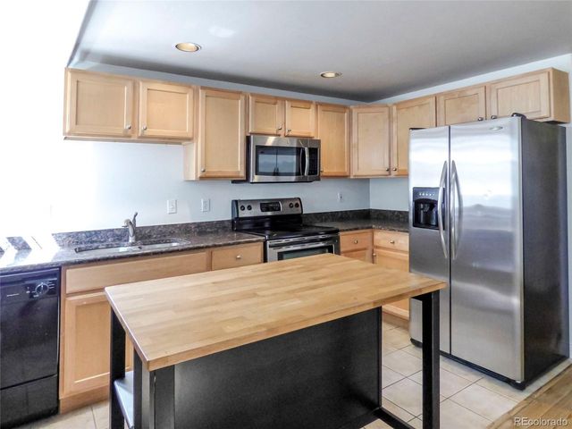 1750 Gaylord St H, Denver, CO 80206