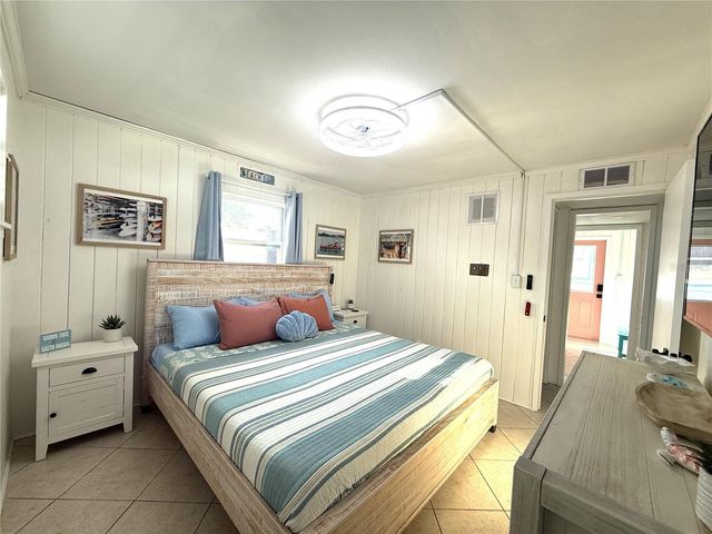 12609 SUNSHINE LANE, Treasure Island, FL 33706