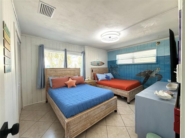 12609 SUNSHINE LANE, Treasure Island, FL 33706