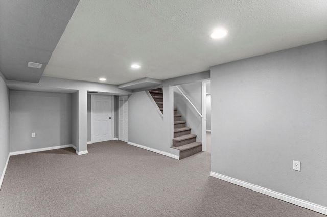 632 7th Avenue S, Hopkins, MN 55343