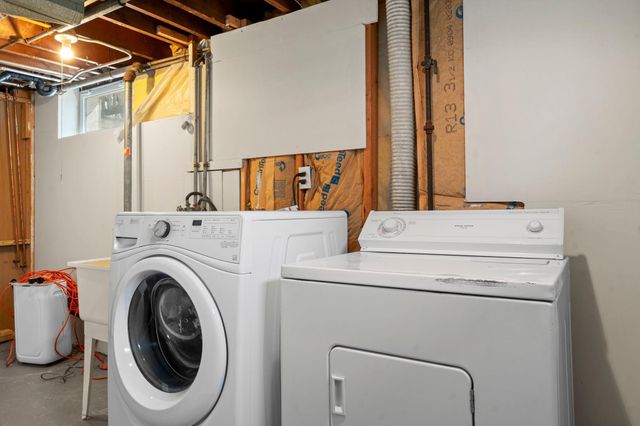 632 7th Avenue S, Hopkins, MN 55343