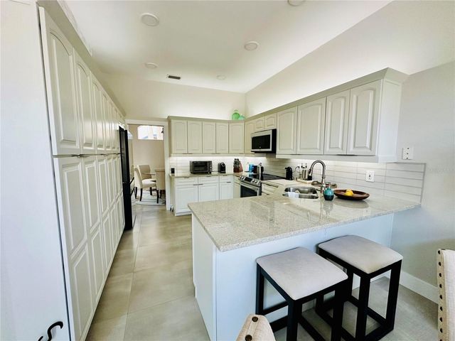 784 S PENNSYLVANIA AVENUE, Winter Park, FL 32789