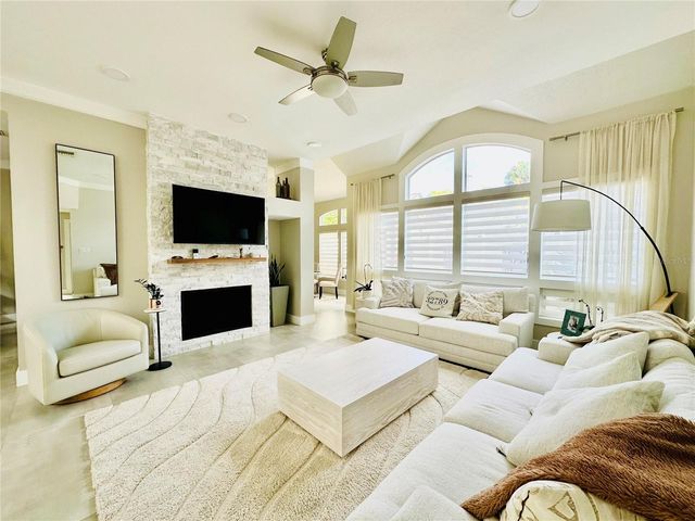 784 S PENNSYLVANIA AVENUE, Winter Park, FL 32789