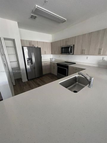 15520 SW 136th Street 210, Miami, FL 33196