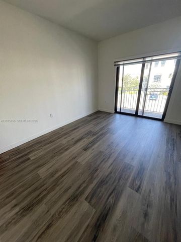 15520 SW 136th Street 210, Miami, FL 33196