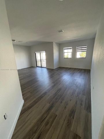 15520 SW 136th Street 210, Miami, FL 33196