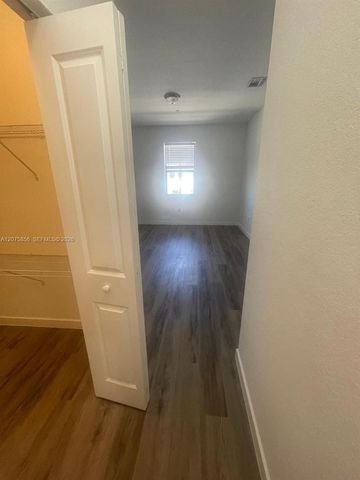 15520 SW 136th Street 210, Miami, FL 33196