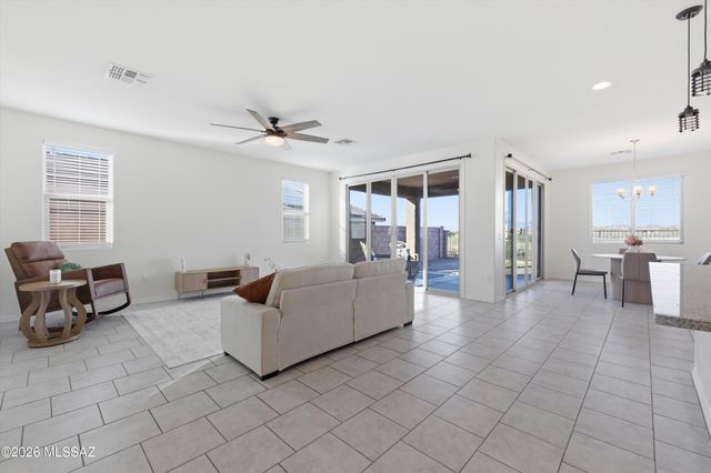 17293 S Ridgerunner Drive, Vail, AZ 85641