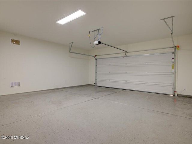 17293 S Ridgerunner Drive, Vail, AZ 85641
