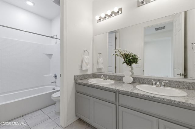 17293 S Ridgerunner Drive, Vail, AZ 85641