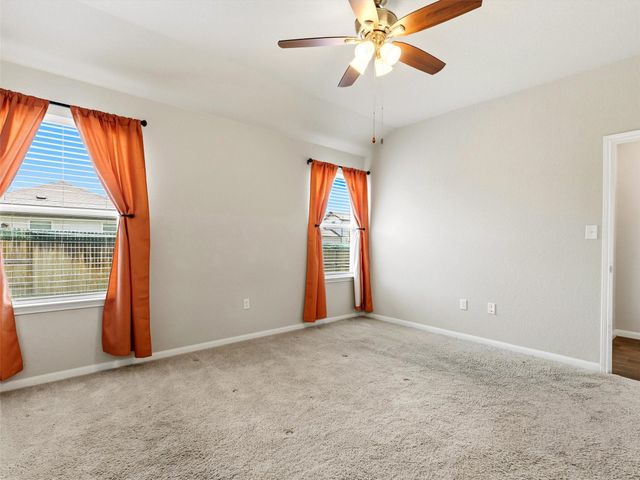 233 Baron Creek TRL, Bastrop, TX 78602