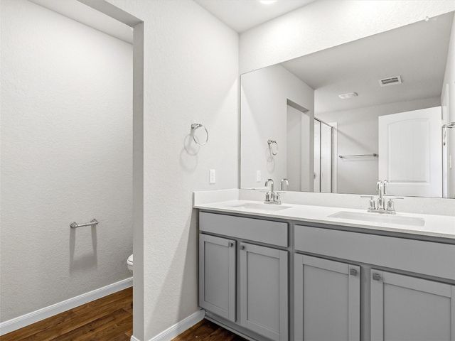 233 Baron Creek TRL, Bastrop, TX 78602