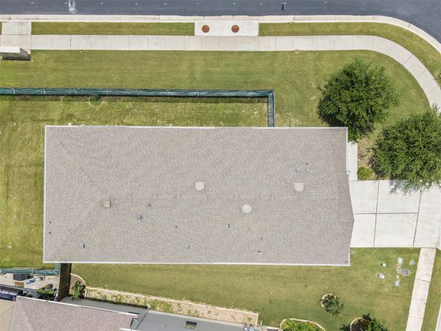 233 Baron Creek TRL, Bastrop, TX 78602