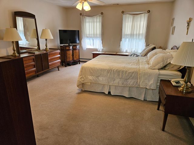 12 Jason Dr, Lincoln, RI 02865