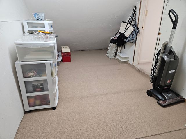 12 Jason Dr, Lincoln, RI 02865