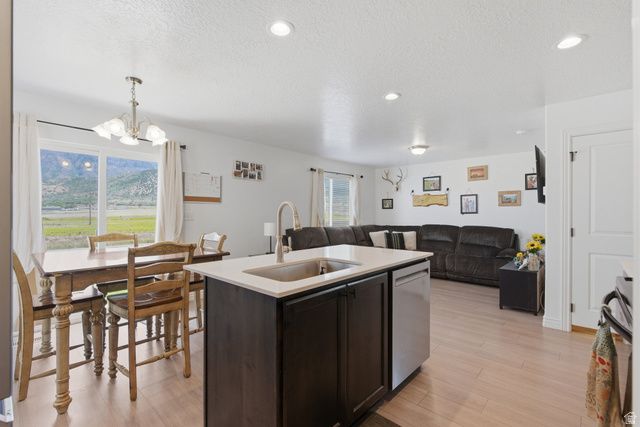 1681 S FREESTONE BLVD, Santaquin, UT 84655