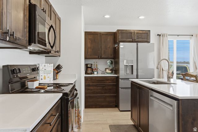 1681 S FREESTONE BLVD, Santaquin, UT 84655