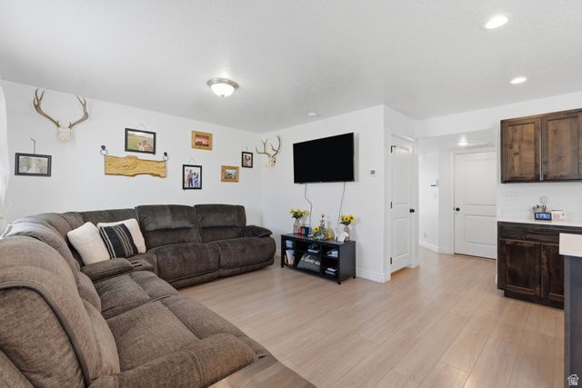 1681 S FREESTONE BLVD, Santaquin, UT 84655