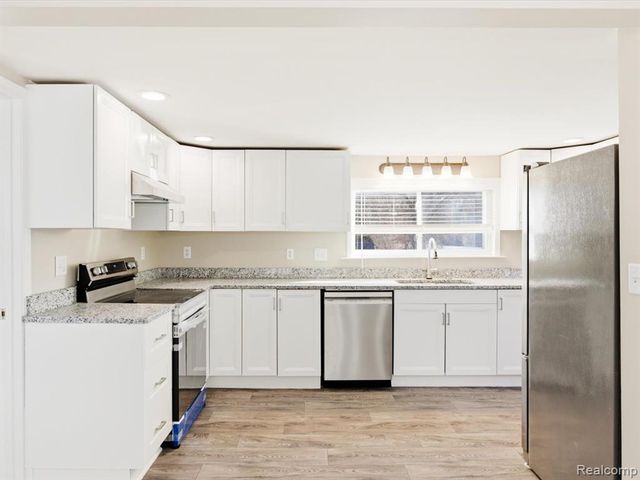 229 Michigan Avenue, Marysville, MI 48040