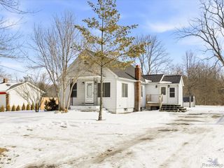 229 Michigan Avenue, Marysville, MI 48040