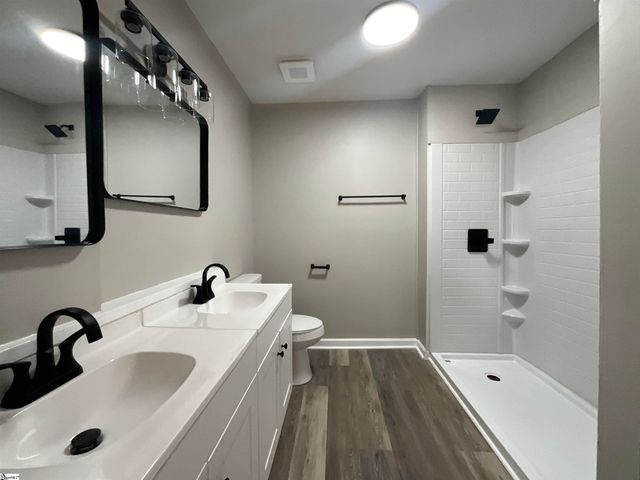 505 E Robinson Street, Gaffney, SC 29340