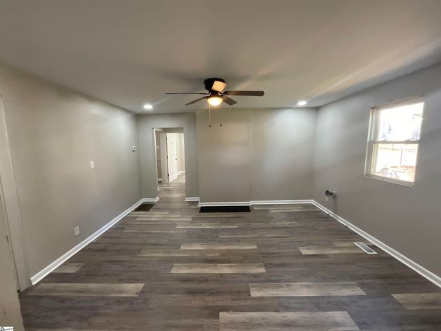 505 E Robinson Street, Gaffney, SC 29340