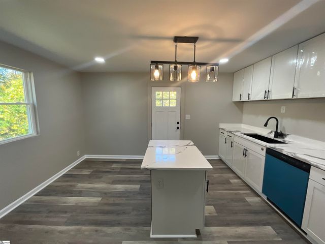 505 E Robinson Street, Gaffney, SC 29340