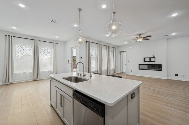 1625 Estivella Drive, Little Elm, TX 75068
