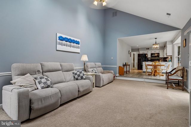 2730 SASSCERS HILL CT, Oak Hill, VA 20171