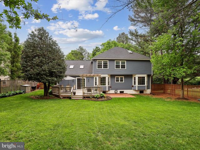 2730 SASSCERS HILL CT, Oak Hill, VA 20171