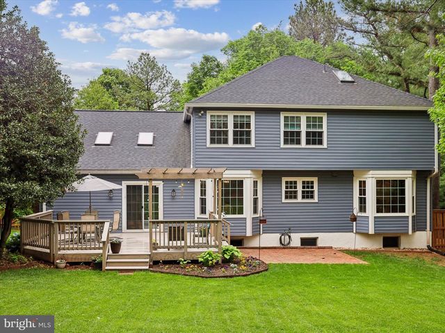 2730 SASSCERS HILL CT, Oak Hill, VA 20171