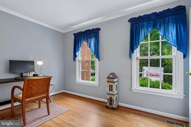 2730 SASSCERS HILL CT, Oak Hill, VA 20171