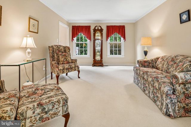 2730 SASSCERS HILL CT, Oak Hill, VA 20171