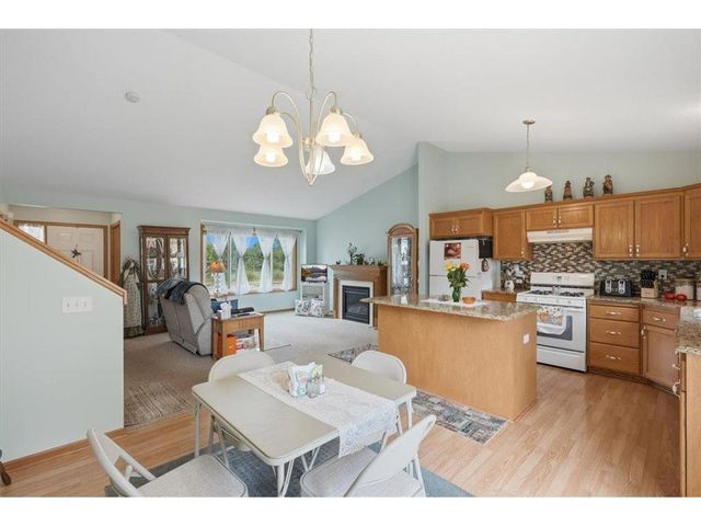 1348 Mallard Lane, New Richmond, WI 54017