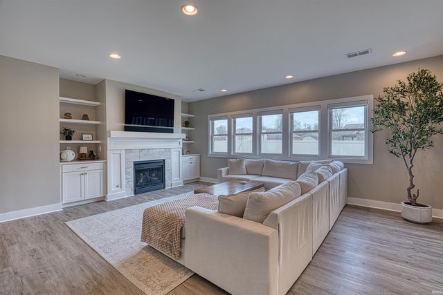 6122 Gardner Road, Chandler, IN 47610