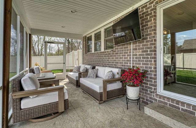 6122 Gardner Road, Chandler, IN 47610